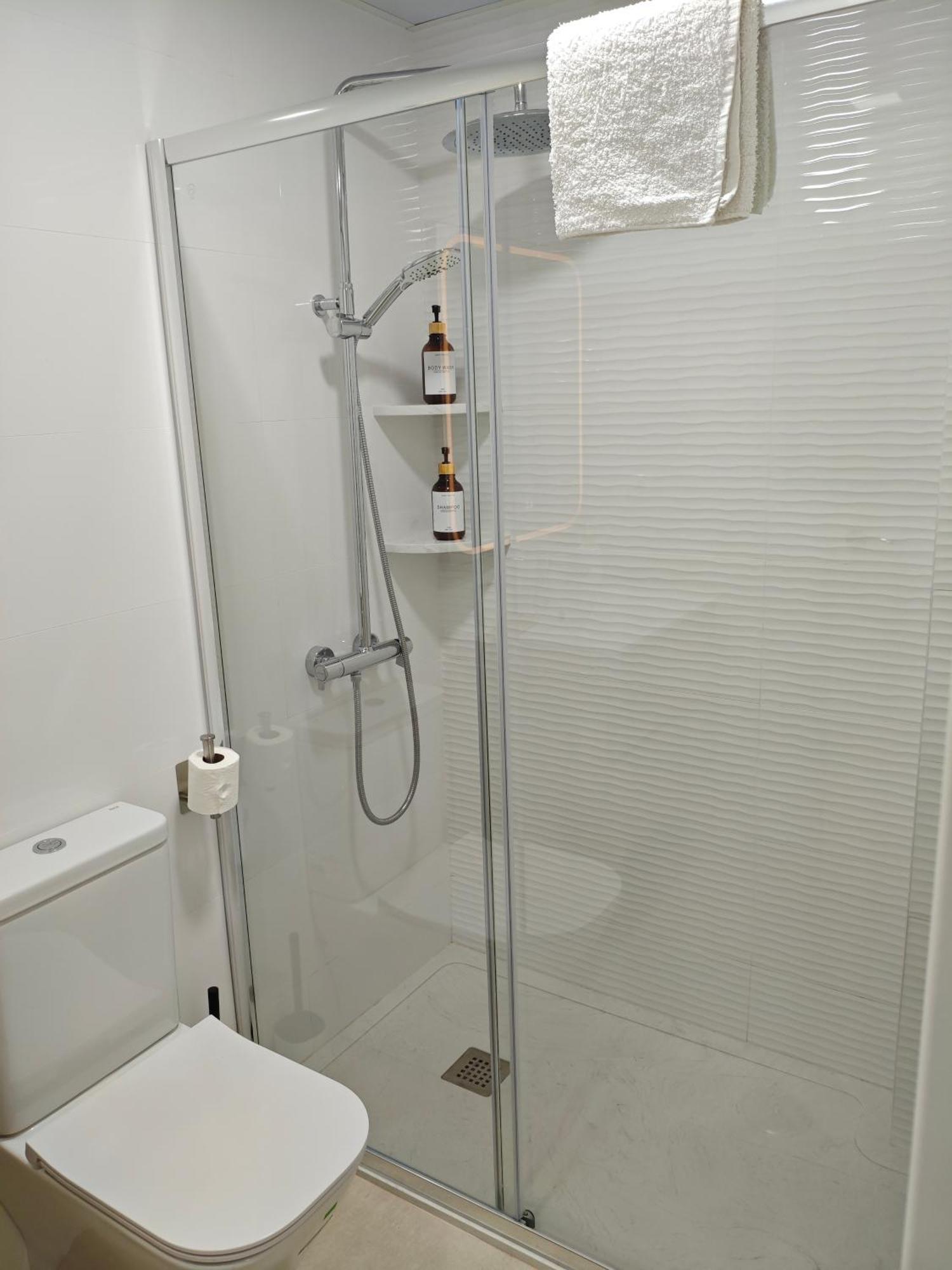 מאלגה Precioso Apartamento Junto Al Casco Historico מראה חיצוני תמונה